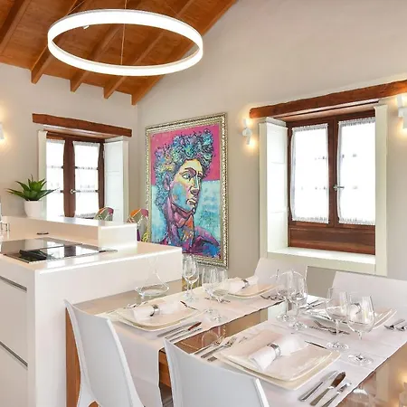 Villa Allureh Emblematic